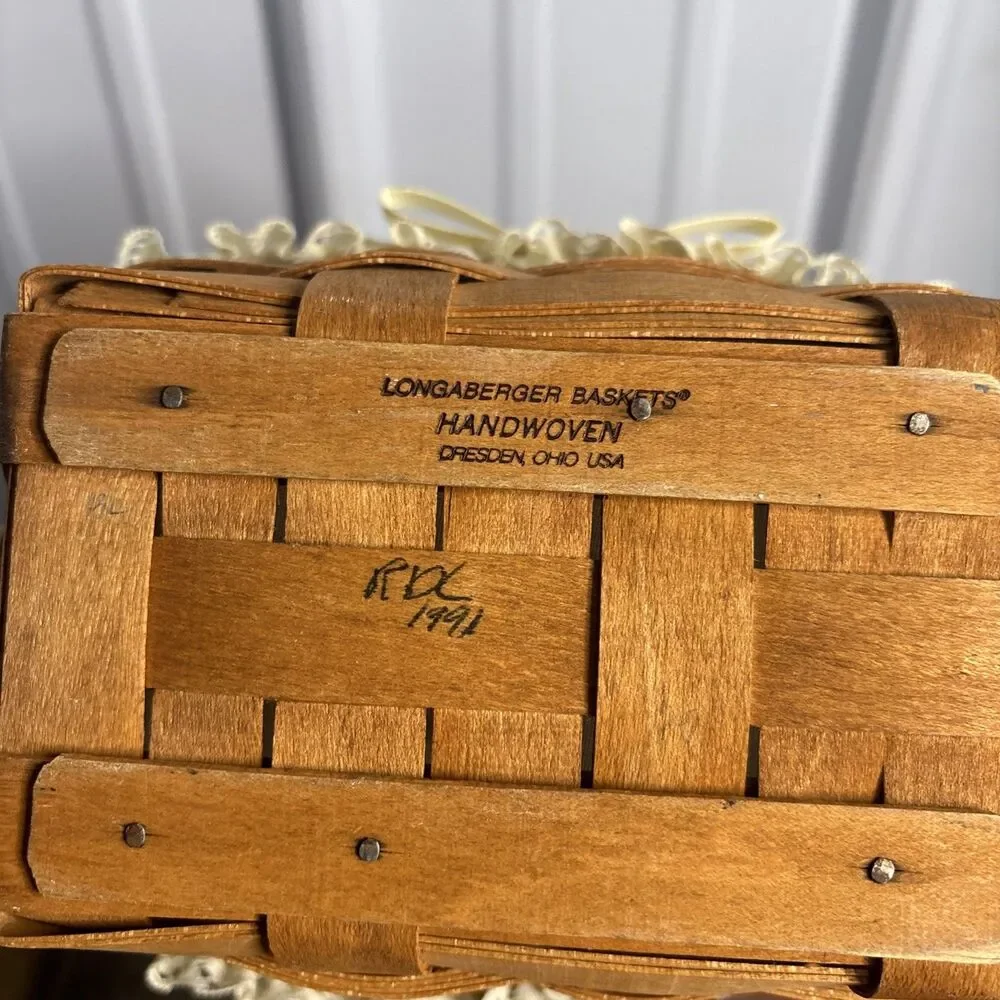 Vintage 1991 Small Longaberger Hanging Basket With Liner